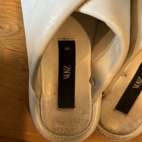 Zara white criss cross slides - Picture 2 of 2